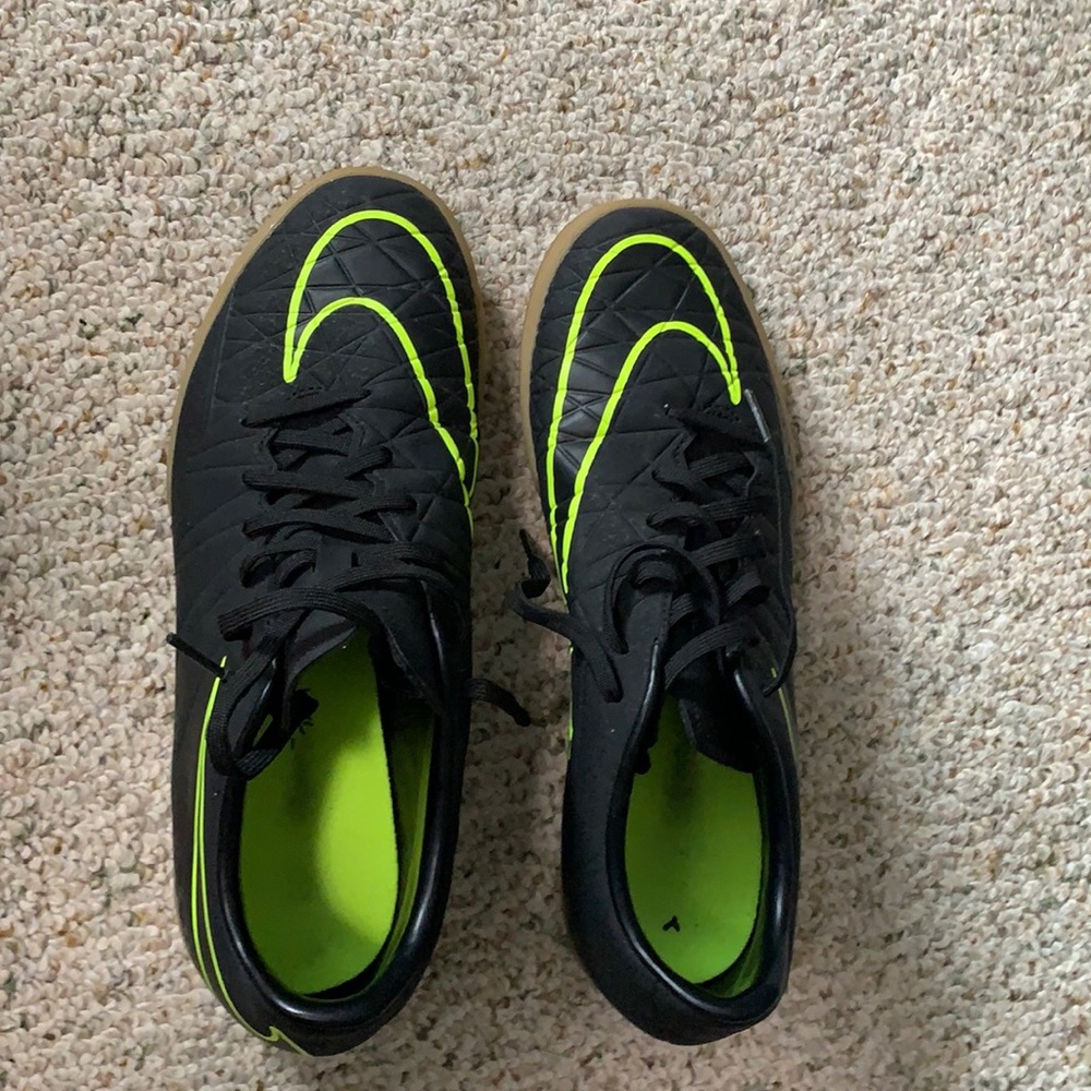 Nike indoor soccer cleats